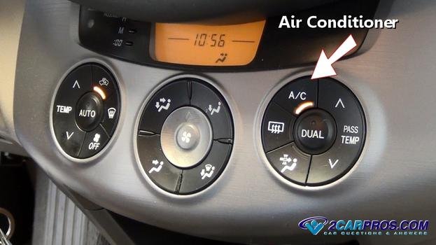 panel de control del aire acondicionado