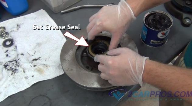 Instale el sello de grasa