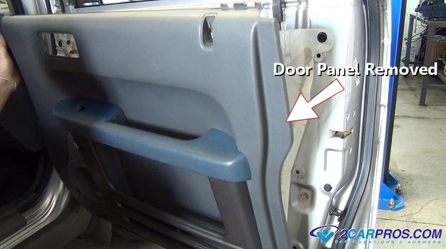 Se quitó el panel de la puerta
