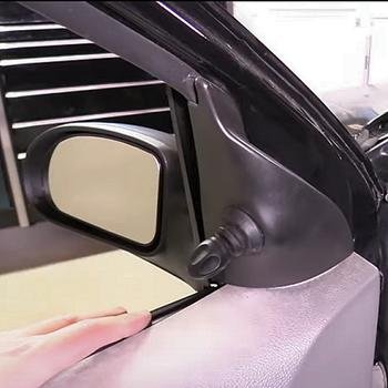 Nuevos espejos laterales instalados