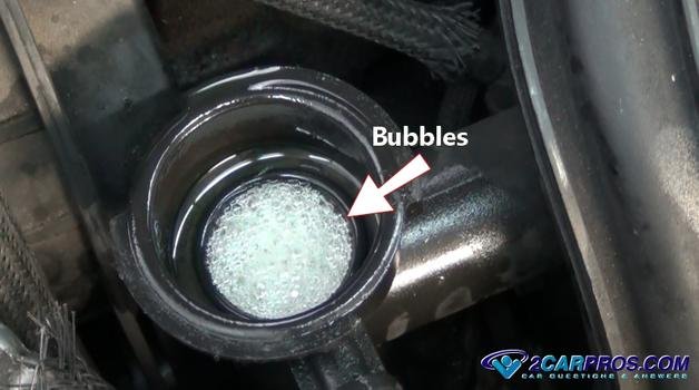 burbujas de aire en el radiador