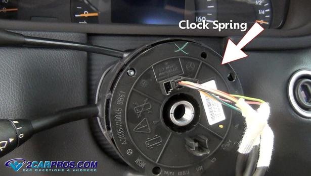 manejar el resorte del reloj