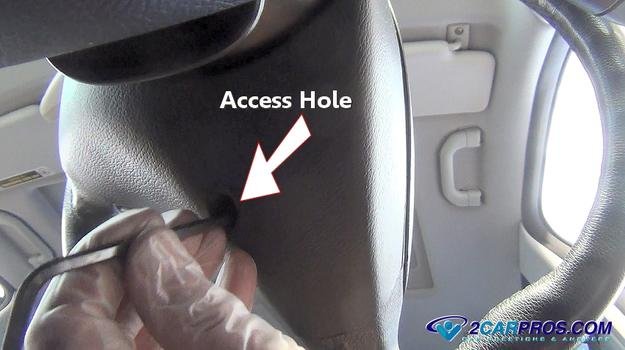 orificio de acceso al volante