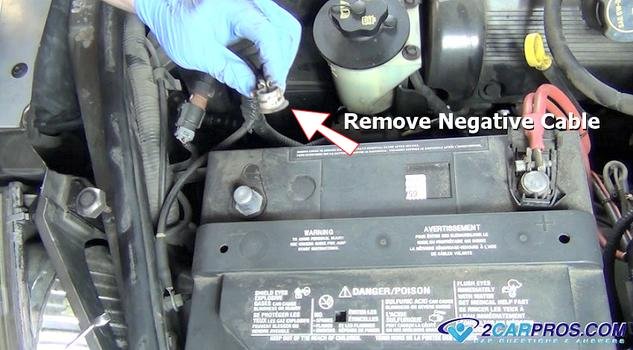 quitar el cable negativo