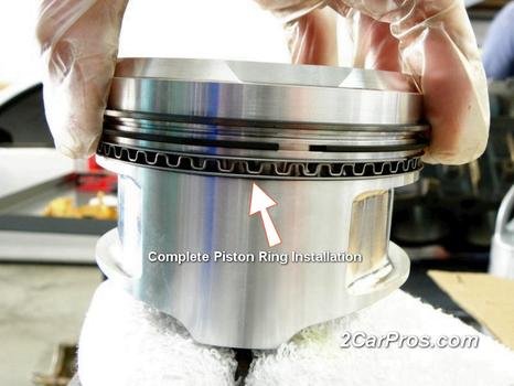 Se instalaron nuevos anillos de pistón del motor.